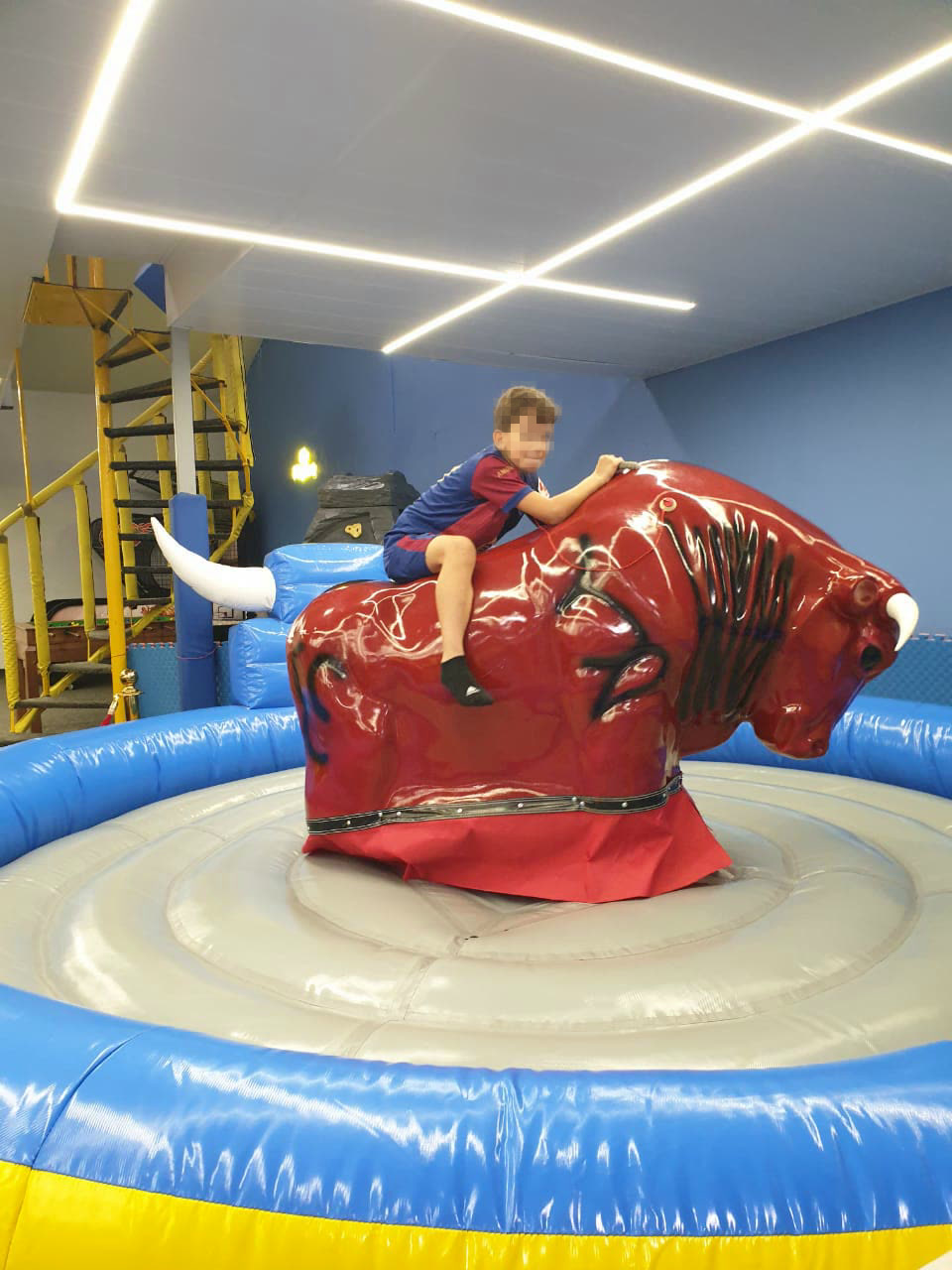 Lebanon mechanical bull installation indoors